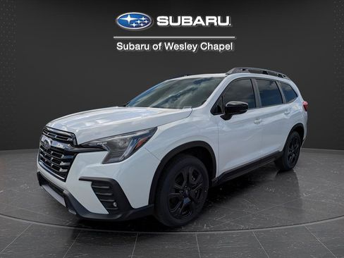 Certified 2025 Subaru Ascent Bronze Edition AWD/4WD image 9