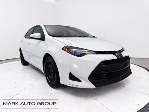 Used 2017 Toyota Corolla LE w/ Carpet Mat Package (TMS) FWD image 1