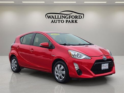 Used 2015 Toyota Prius C Four image 3