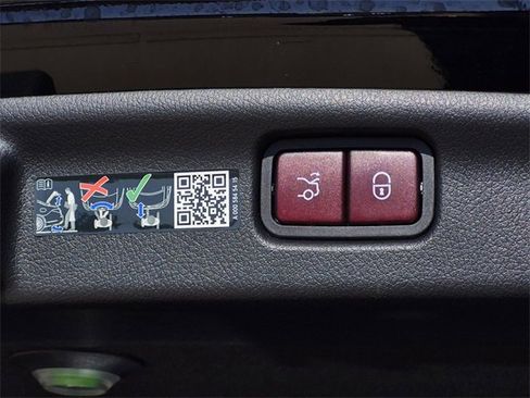 Certified 2025 Mercedes-Benz C 43 AMG 4MATIC Sedan image 10