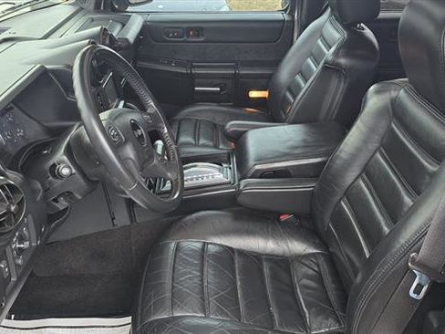 Used 2005 HUMMER H2 SUT w/ Preferred Equipment Group image 18