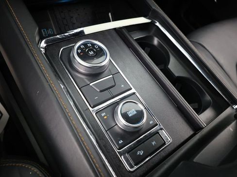 Used 2022 Ford Expedition Max Platinum image 14