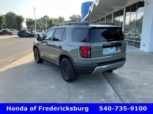 Certified 2026 Honda Passport TrailSport image 3