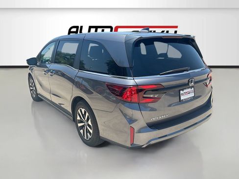 Used 2026 Honda Odyssey EX-L image 5