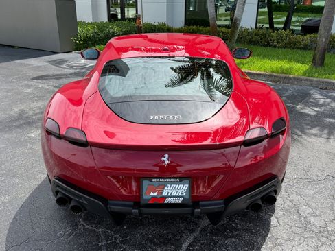 Used 2021 Ferrari Roma RWD image 18