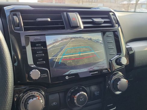 Used 2021 Toyota 4Runner TRD Off-Road Premium image 27