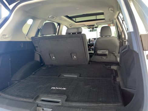 Used 2023 Nissan Rogue SL w/ SL Premium Package AWD/4WD image 21