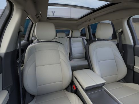New 2026 Lincoln Nautilus Premier w/ Equipment Group 102A AWD/4WD image 10