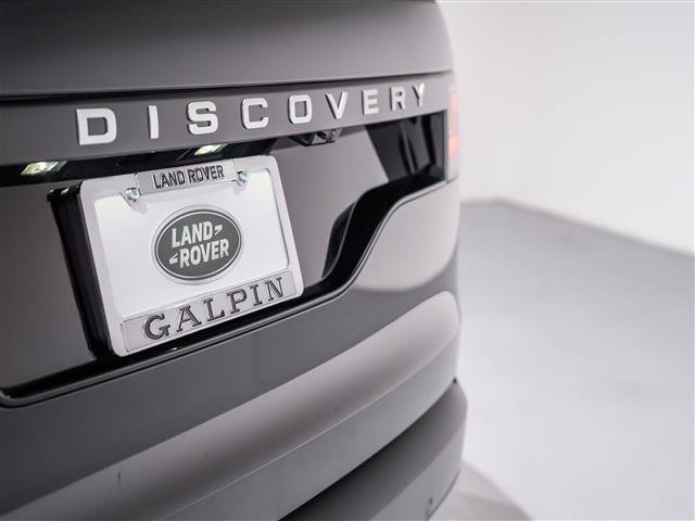 New 2026 Land Rover Discovery S AWD/4WD image 30