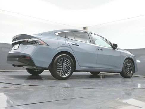 New 2026 Nissan Sentra SV w/ SV Convenience Package FWD image 44