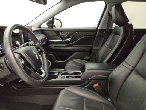 Used 2022 Lincoln Corsair w/ Premium Package image 17