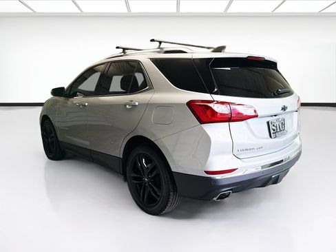Used 2020 Chevrolet Equinox LT w/ Sport Edition FWD image 6