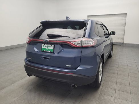 Used 2018 Ford Edge SE image 9