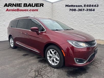 Used 2017 Chrysler Pacifica Touring-L Plus w/ Advanced Safetytec Group