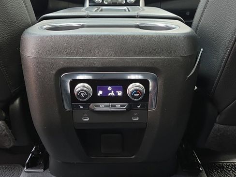 Used 2022 GMC Yukon XL Denali image 20
