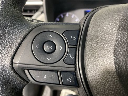 Used 2023 Toyota Corolla Cross L AWD/4WD image 21