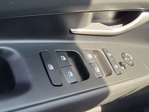 New 2026 Hyundai Elantra Hybrid FWD image 16