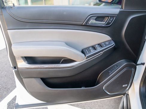 Used 2020 Chevrolet Tahoe LT image 10