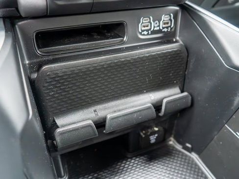 Used 2022 RAM 1500 Big Horn AWD/4WD image 34