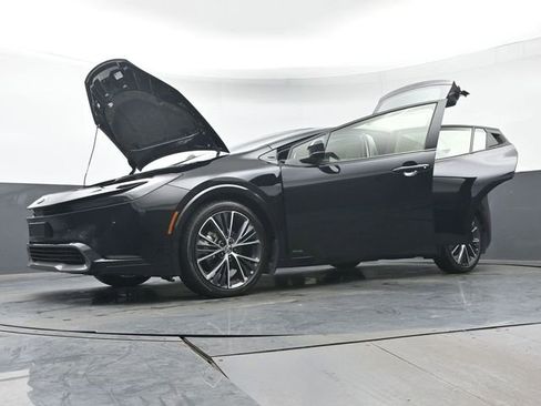 Certified 2024 Toyota Prius XLE image 51