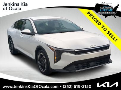 New 2025 Kia K4 EX