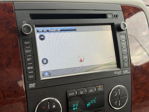 Used 2014 Chevrolet Silverado 2500 LTZ w/ LTZ Plus Package image 16