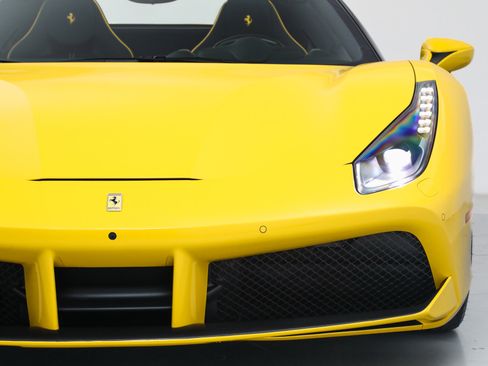 Certified 2018 Ferrari 488 Spider image 15