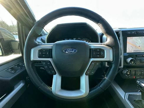 Used 2019 Ford F150 Lariat w/ Equipment Group 502A Luxury image 6
