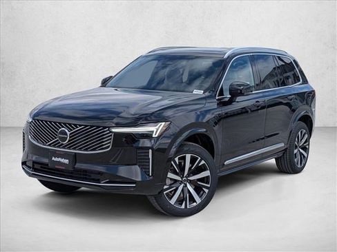 New 2026 Volvo XC90 B5 Core image 1