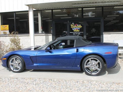 Used 2007 Chevrolet Corvette Convertible w/ Preferred Equipment Group image 4