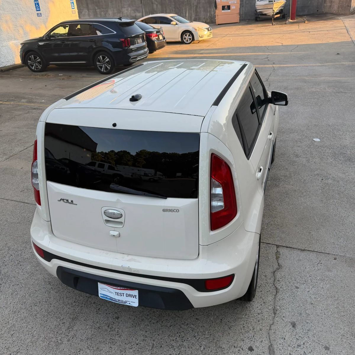 Used 2013 Kia Soul + w/ Audio Pkg FWD image 5