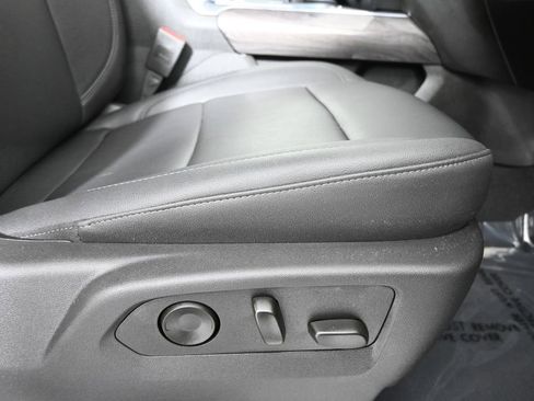 Used 2025 Chevrolet Silverado 1500 LTZ AWD/4WD image 14