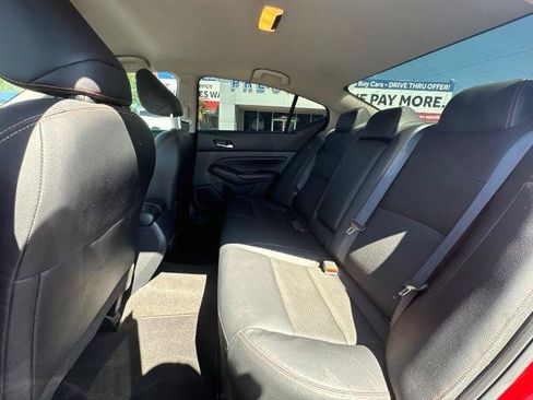 Used 2022 Nissan Altima 2.5 SR FWD image 19