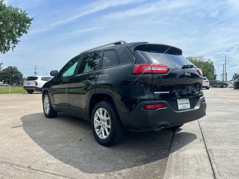 Used 2015 Jeep Cherokee Latitude FWD image 5