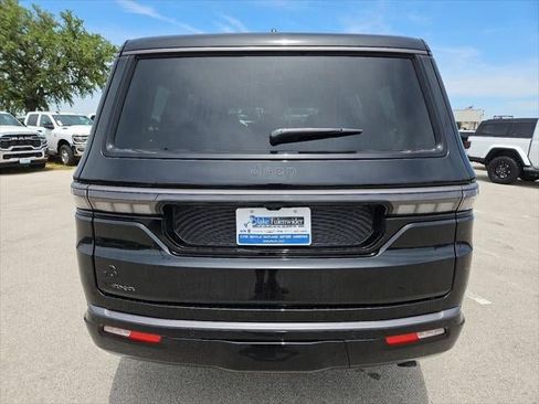New 2026 Jeep Grand Wagoneer Limited AWD/4WD image 36