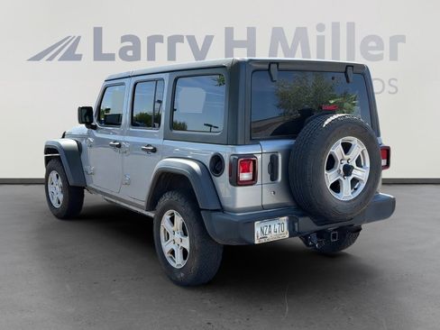 Used 2020 Jeep Wrangler Unlimited Sport S AWD/4WD image 3