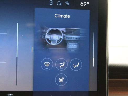 Used 2021 Lincoln Nautilus Reserve w/ Equipment Group 201A image 50