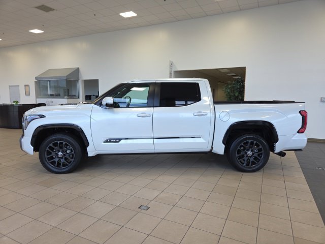 Used 2024 Toyota Tundra Platinum AWD/4WD image 1