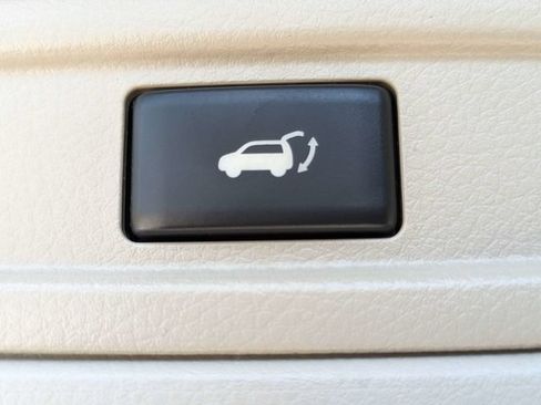 Used 2012 Nissan Murano SL AWD/4WD image 14