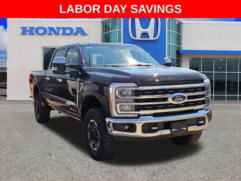 Used 2024 Ford F250 King Ranch w/ Tremor Off-Road Package AWD/4WD image 19