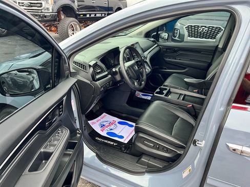 Used 2023 Honda Odyssey Elite image 10