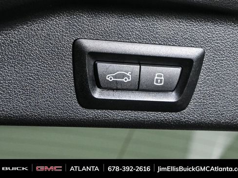 Used 2025 BMW X5 xDrive50e image 34