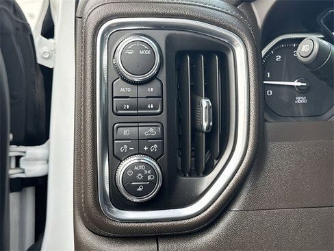 Used 2022 GMC Sierra 1500 Denali w/ Denali Premium Package image 40