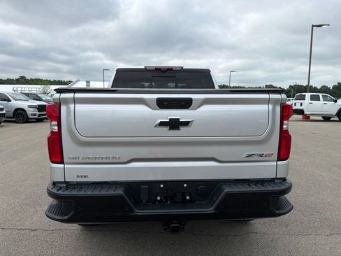 Used 2022 Chevrolet Silverado 1500 ZR2 w/ Technology Package AWD/4WD image 4
