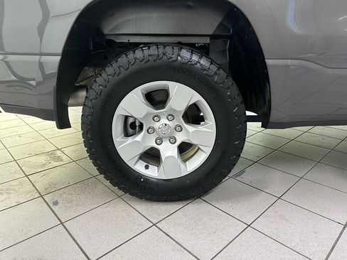 Used 2021 RAM 1500 Big Horn AWD/4WD image 25