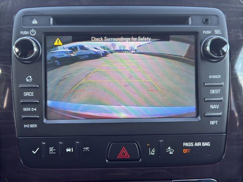 Used 2017 Buick Enclave Premium w/ Experience Buick Package image 18