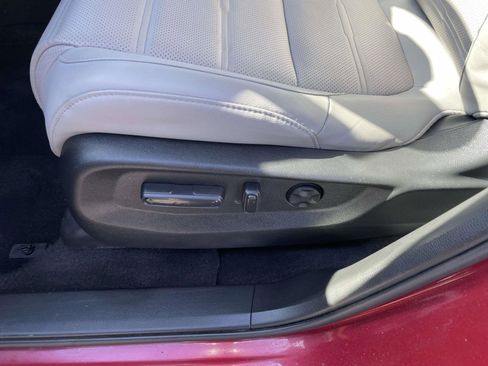 Used 2022 Honda CR-V Touring image 24