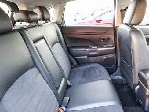 Used 2024 Mitsubishi Outlander Sport ES image 19