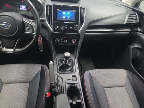 Used 2018 Subaru Crosstrek 2.0i Premium w/ Popular Package #3 AWD/4WD image 11