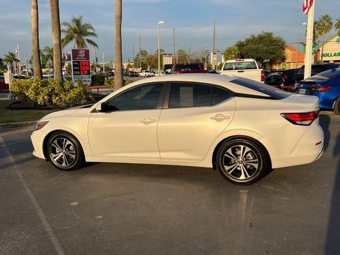 Used 2022 Nissan Sentra SV w/ Trunk Package image 10